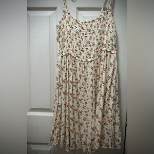 Abercrombie & Fitch Smocked PeachPrint Dress with pockets 🧡🤍